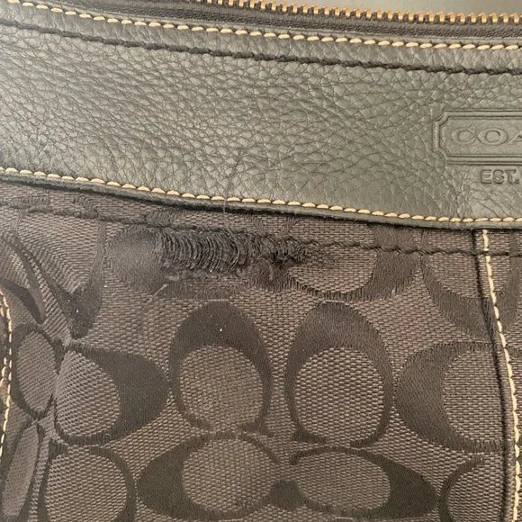 Coach signature black canvas and leather crossbody bucket bag F06M-104 - Picture 5 of 16